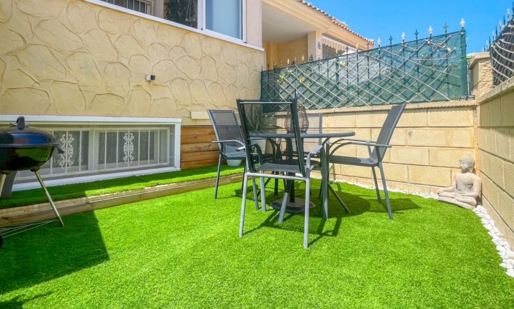 Wederverkoop - Herenhuis - Orihuela Costa - Punta Prima