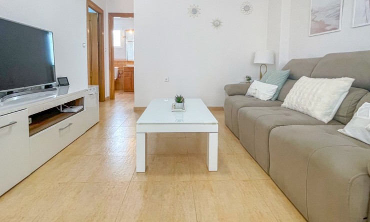 Wederverkoop - Herenhuis - Orihuela Costa - Punta Prima