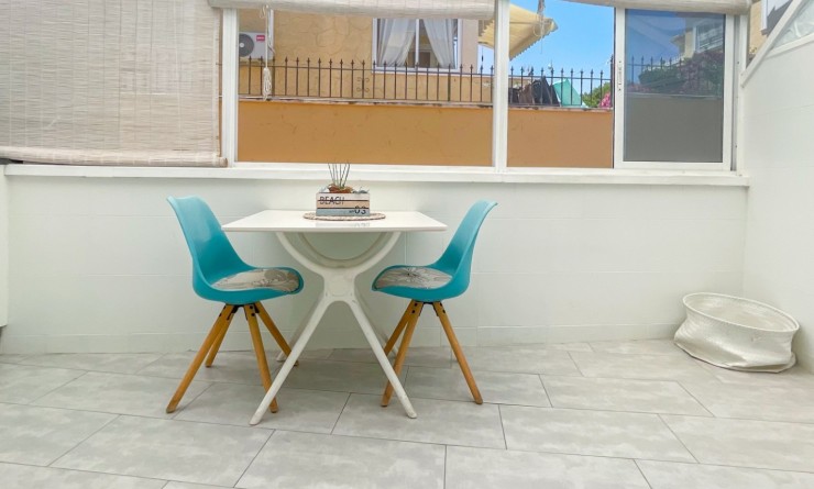 Wederverkoop - Herenhuis - Orihuela Costa - Punta Prima