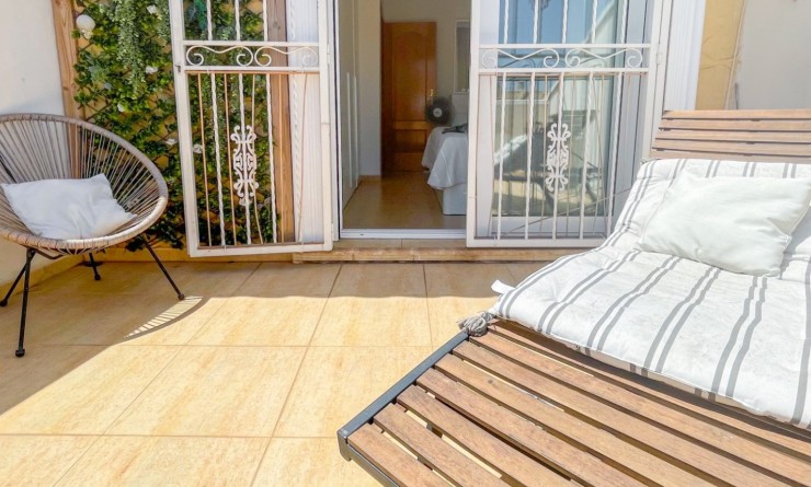 Wederverkoop - Herenhuis - Orihuela Costa - Punta Prima