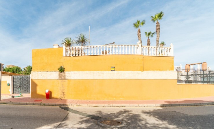 Revente - Villa - Torrevieja - Los altos