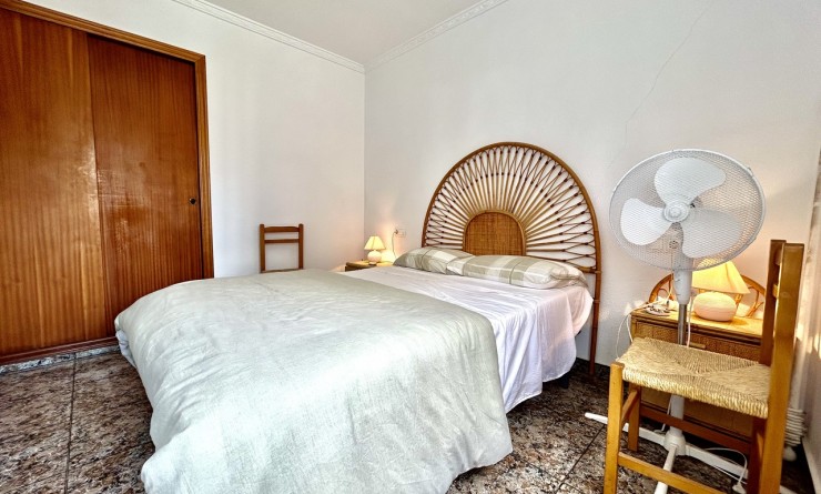 Revente - Appartement - Punta Prima