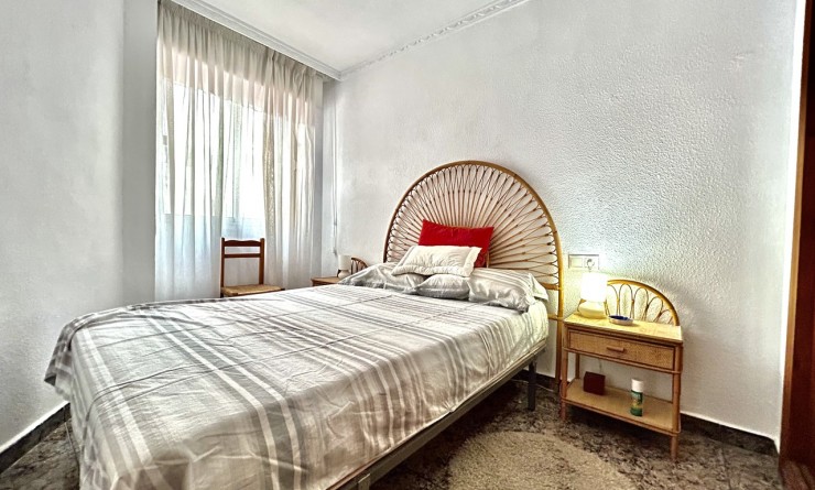 Revente - Appartement - Punta Prima