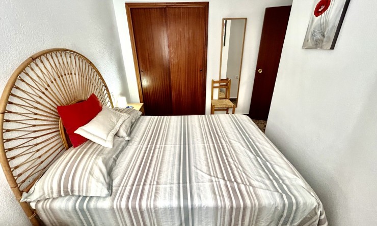 Revente - Appartement - Punta Prima
