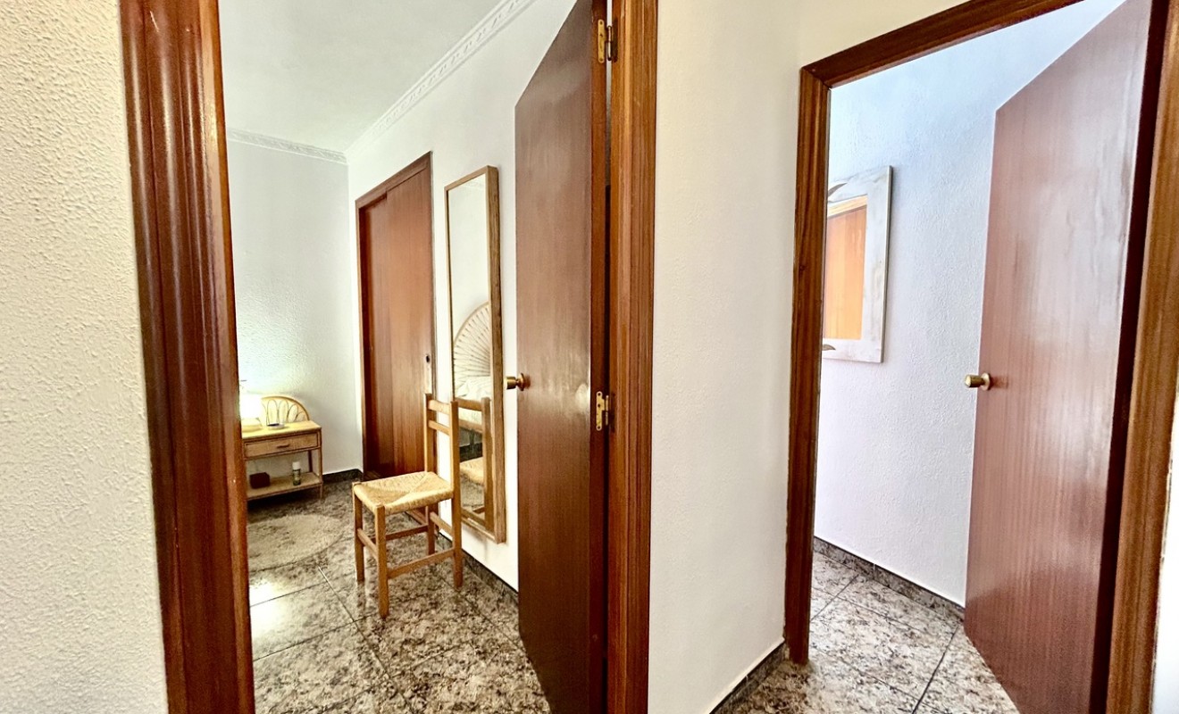 Revente - Appartement - Punta Prima