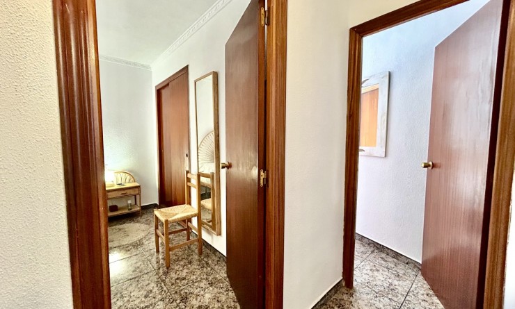 Revente - Appartement - Punta Prima