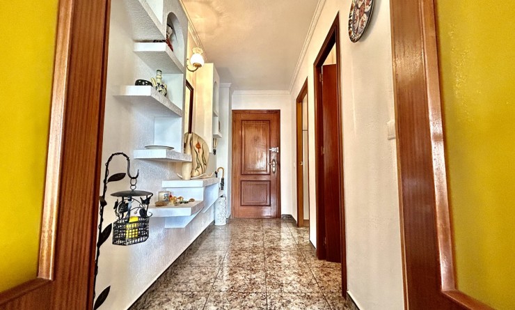 Revente - Appartement - Punta Prima