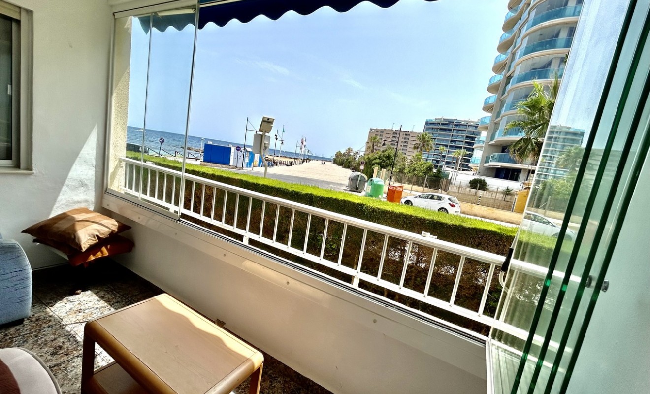 Revente - Appartement - Punta Prima