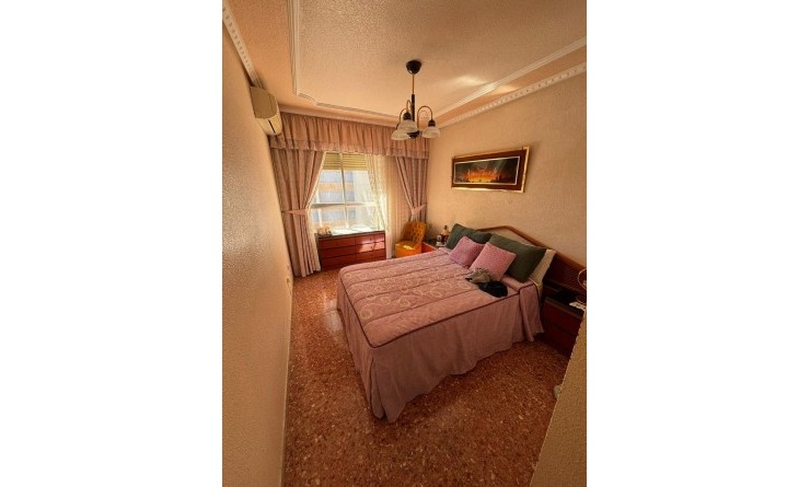 Wederverkoop - Apartment / flat - Benidorm - Levante