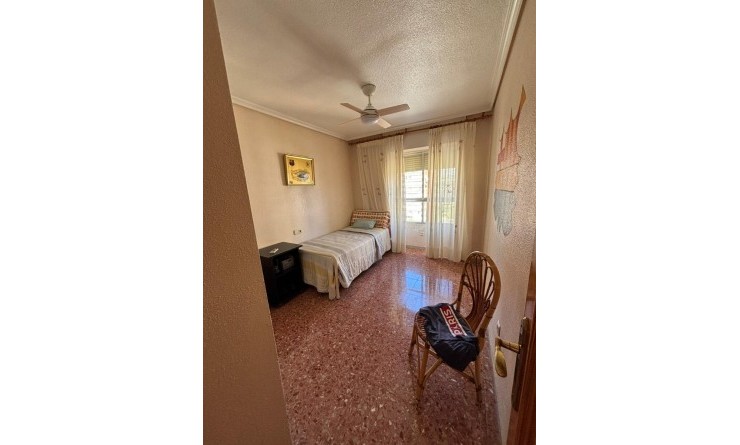 Wederverkoop - Apartment / flat - Benidorm - Levante