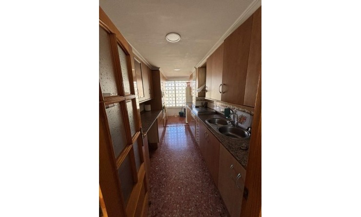 Wederverkoop - Apartment / flat - Benidorm - Levante