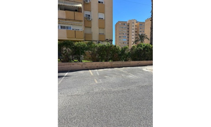 Wederverkoop - Apartment / flat - Benidorm - Levante