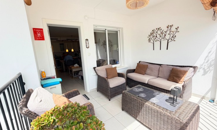 Wederverkoop - Apartment / flat - Torrevieja - Aguas Nuevas