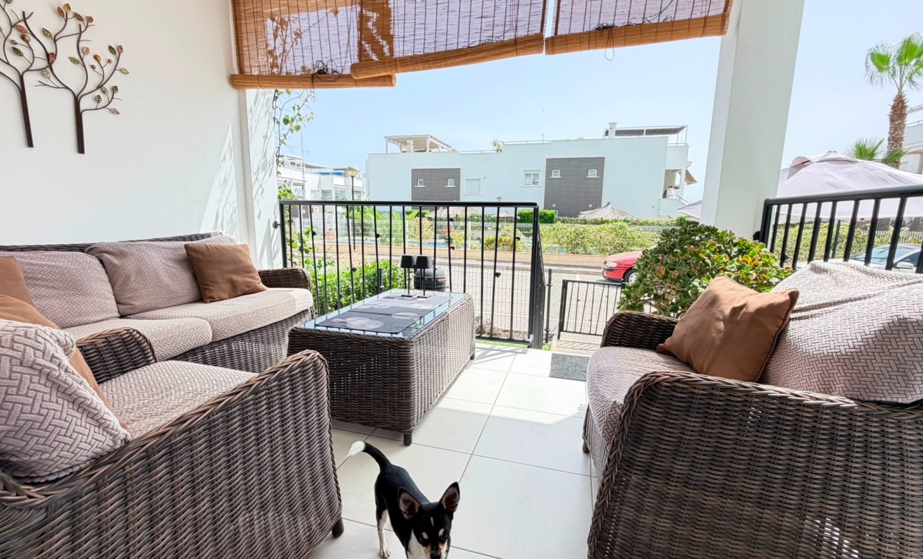 Wederverkoop - Apartment / flat - Torrevieja - Aguas Nuevas