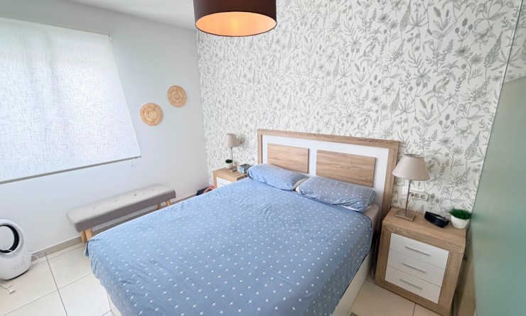 Wederverkoop - Apartment / flat - Torrevieja - Aguas Nuevas