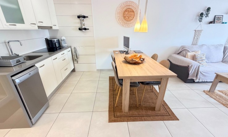 Wederverkoop - Apartment / flat - Torrevieja - Aguas Nuevas