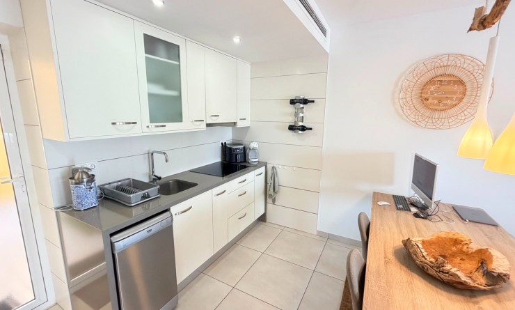 Wederverkoop - Apartment / flat - Torrevieja - Aguas Nuevas