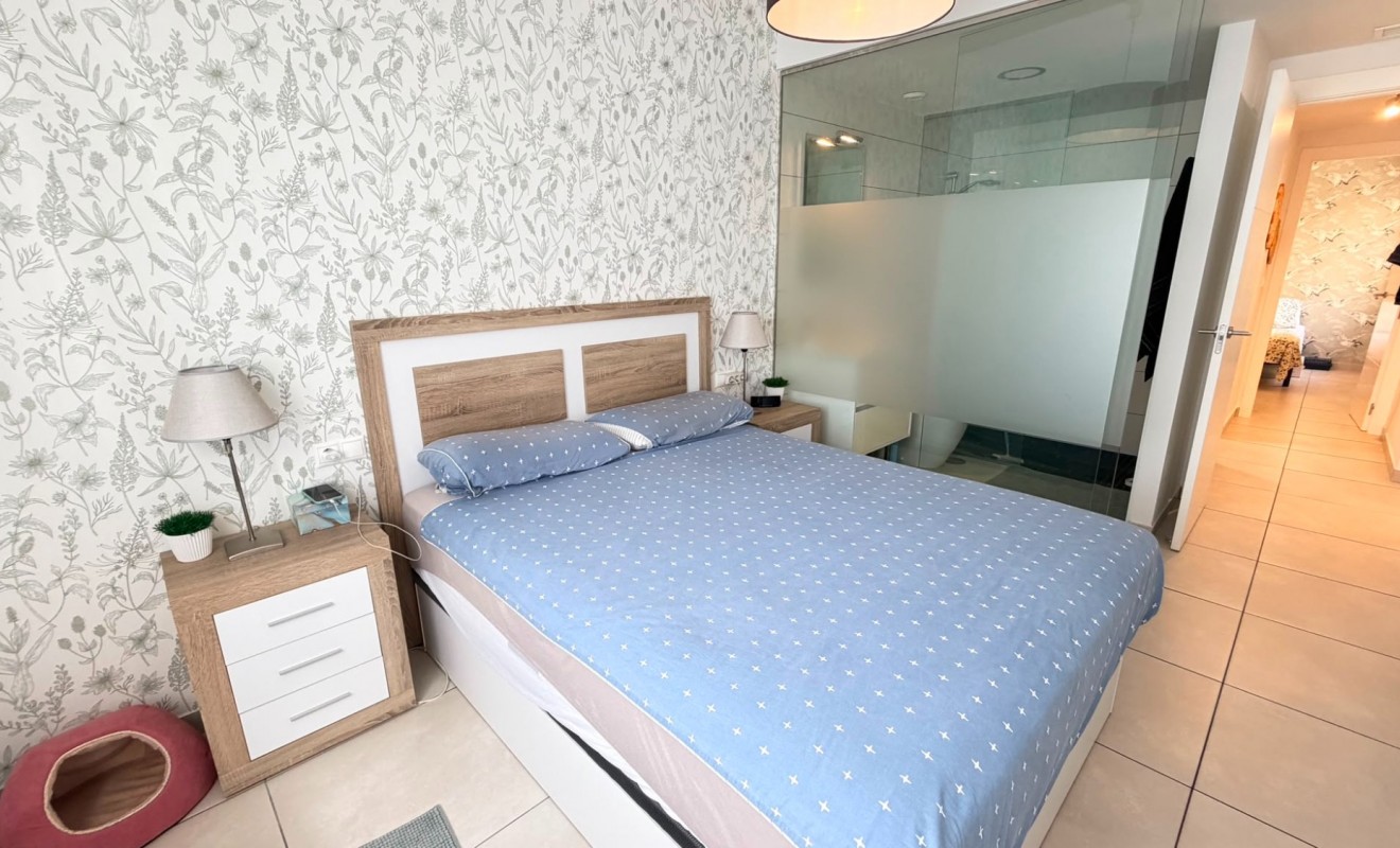 Wederverkoop - Apartment / flat - Torrevieja - Aguas Nuevas
