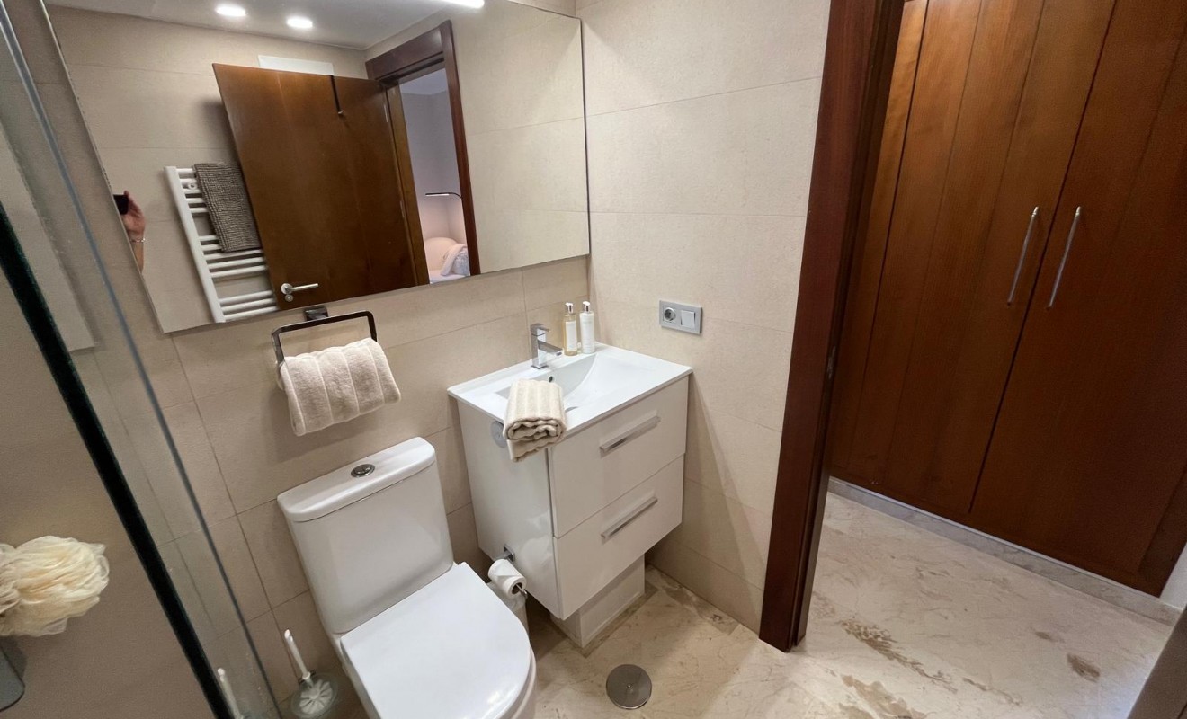 Revente - Appartement - Punta Prima