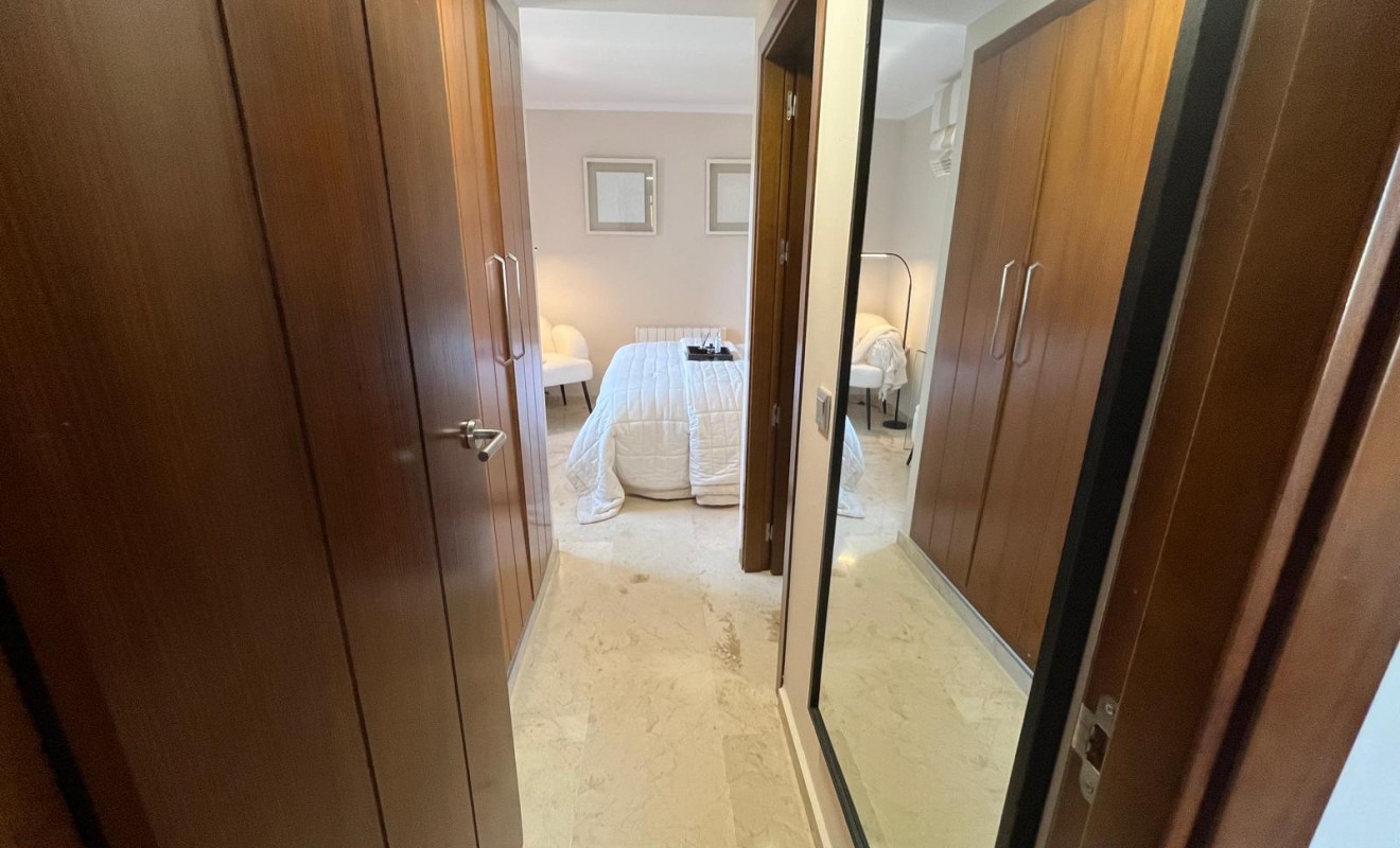 Revente - Appartement - Punta Prima