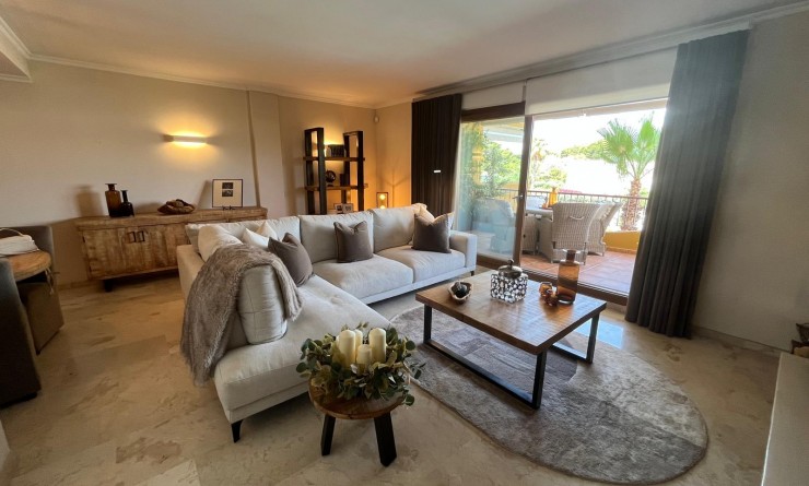 Revente - Appartement - Punta Prima