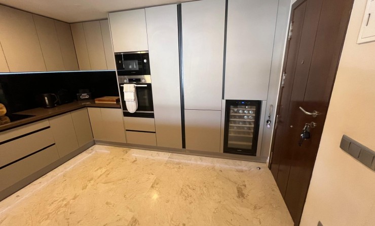 Revente - Appartement - Punta Prima