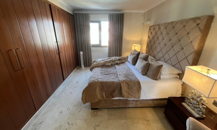 Revente - Appartement - Punta Prima