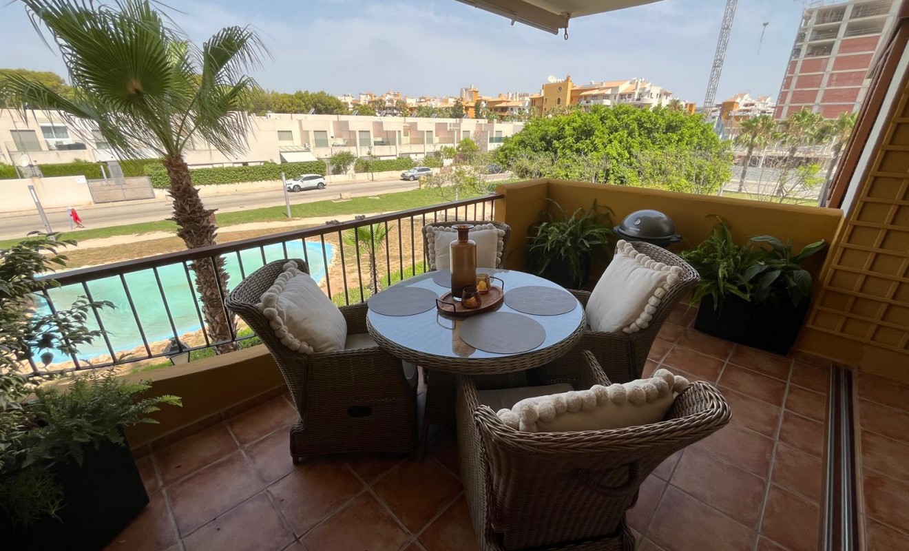 Revente - Appartement - Punta Prima