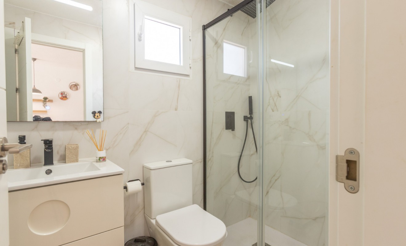 Wederverkoop - Bungalow - Torrevieja - Lago jardin
