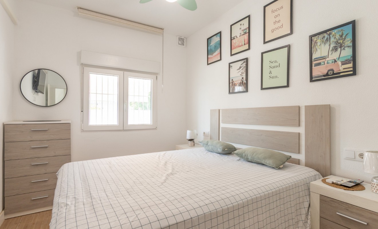 Wederverkoop - Bungalow - Torrevieja - Lago jardin