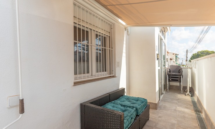 Wederverkoop - Bungalow - Torrevieja - Lago jardin