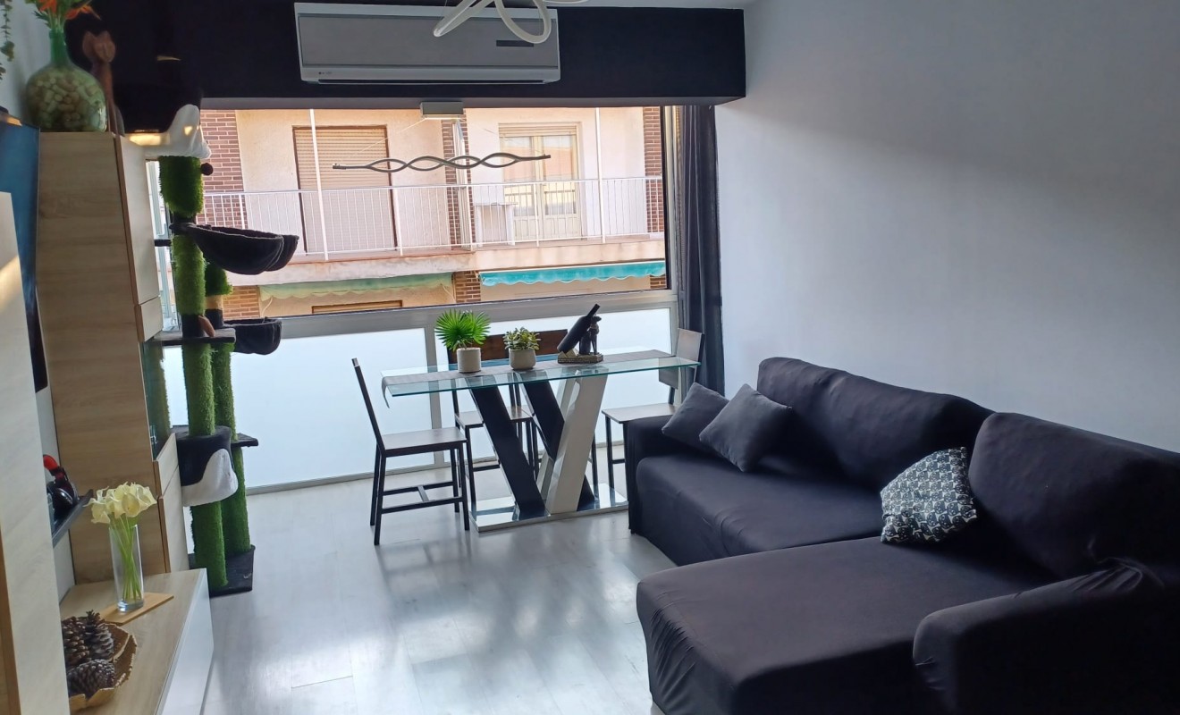 Wederverkoop - Apartment / flat - Torre de la Horadada - Costa Blanca Sur
