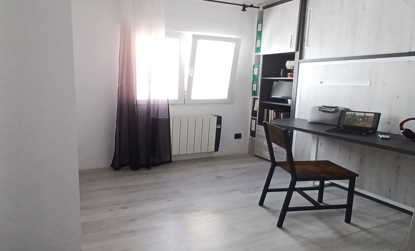 Wederverkoop - Apartment / flat - Torre de la Horadada - Costa Blanca Sur