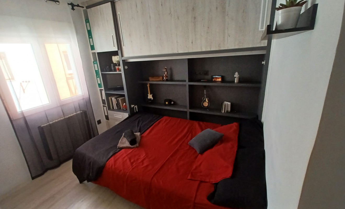 Wederverkoop - Apartment / flat - Torre de la Horadada - Costa Blanca Sur