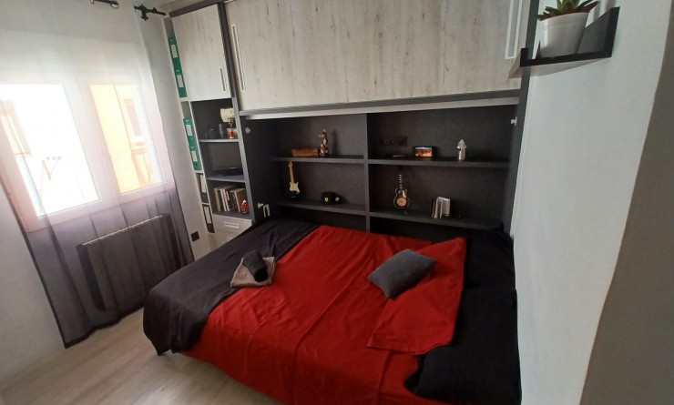 Wederverkoop - Apartment / flat - Torre de la Horadada - Costa Blanca Sur