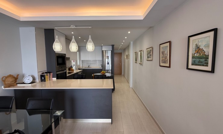 Wederverkoop - Apartment / flat - Torrevieja - Costa Blanca Sur