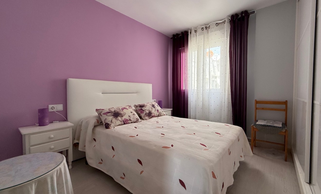 Wederverkoop - Apartment / flat - Torrevieja - Costa Blanca Sur