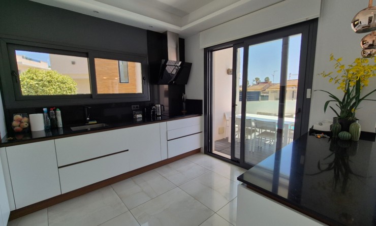 Wederverkoop - Villa - Torrevieja - Costa Blanca Sur