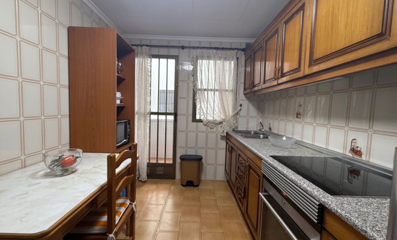 Wederverkoop - Apartment / flat - Torrevieja - Costa Blanca Sur