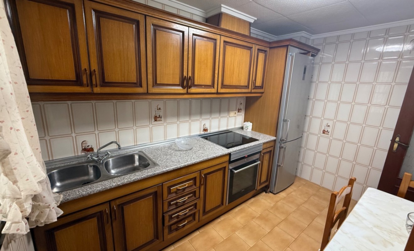 Wederverkoop - Apartment / flat - Torrevieja - Costa Blanca Sur