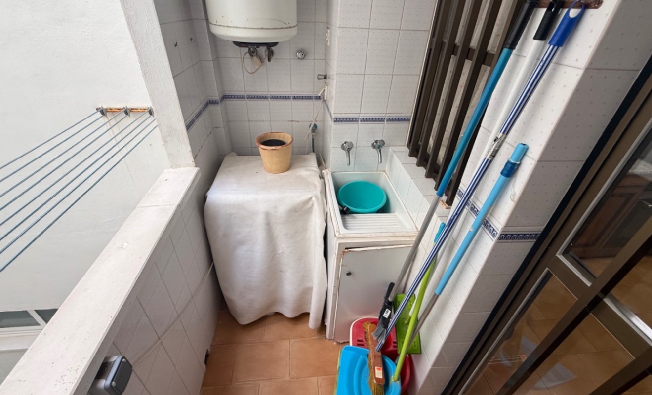 Wederverkoop - Apartment / flat - Torrevieja - Costa Blanca Sur
