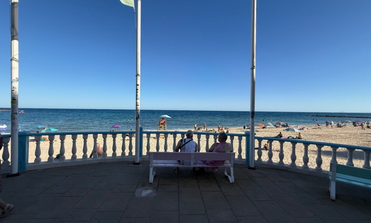 Wederverkoop - Apartment / flat - Torrevieja - Costa Blanca Sur