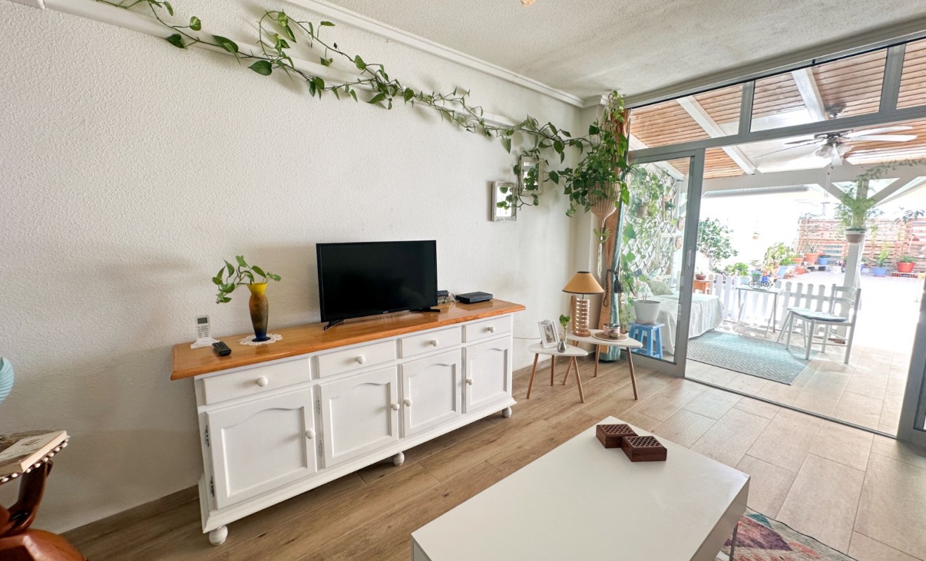 Wederverkoop - Apartment / flat - Torrevieja - Centro