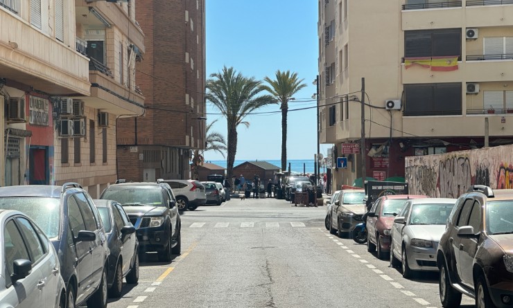 Wederverkoop - Apartment / flat - Torrevieja - Centro