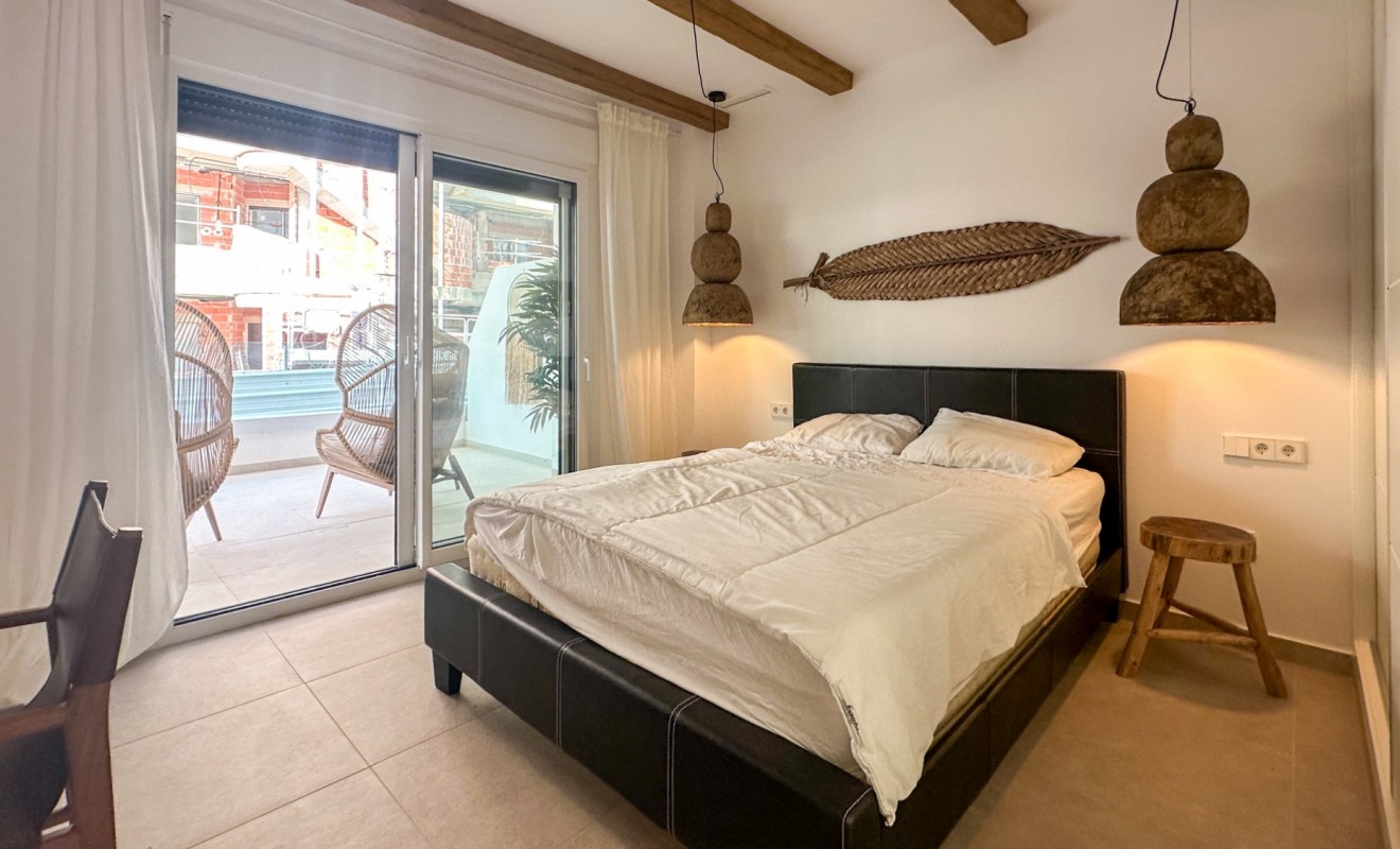 Wederverkoop - Apartment / flat - Orihuela Costa - Playa Flamenca