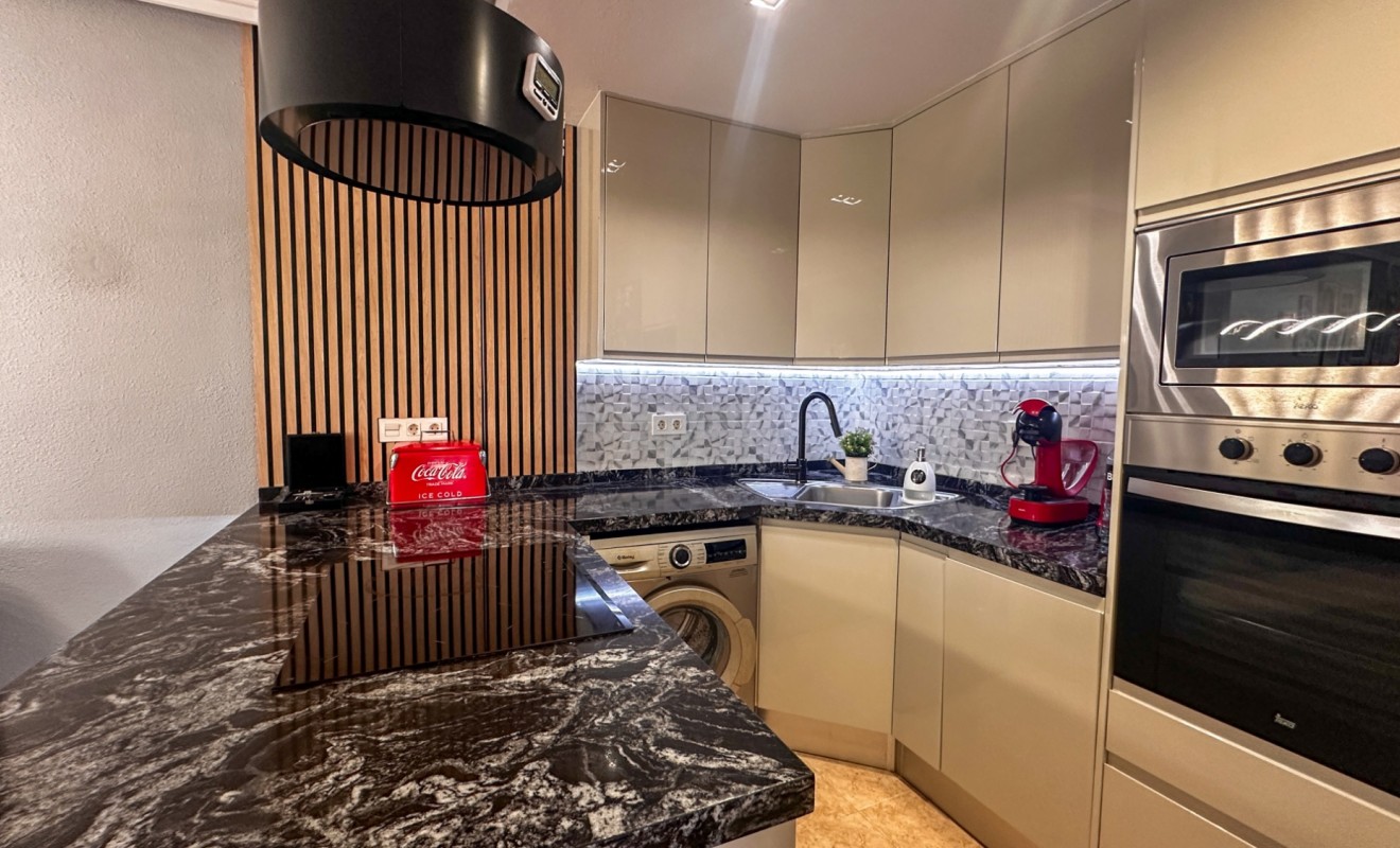 Wederverkoop - Apartment / flat - Torrevieja - torrevieja