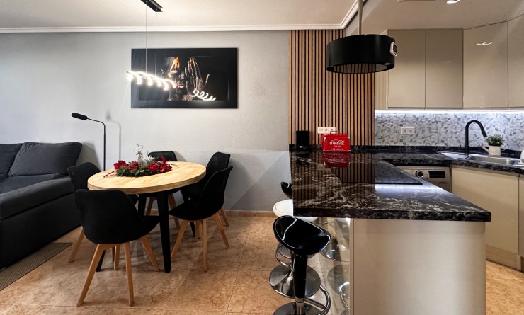 Wederverkoop - Apartment / flat - Torrevieja - torrevieja