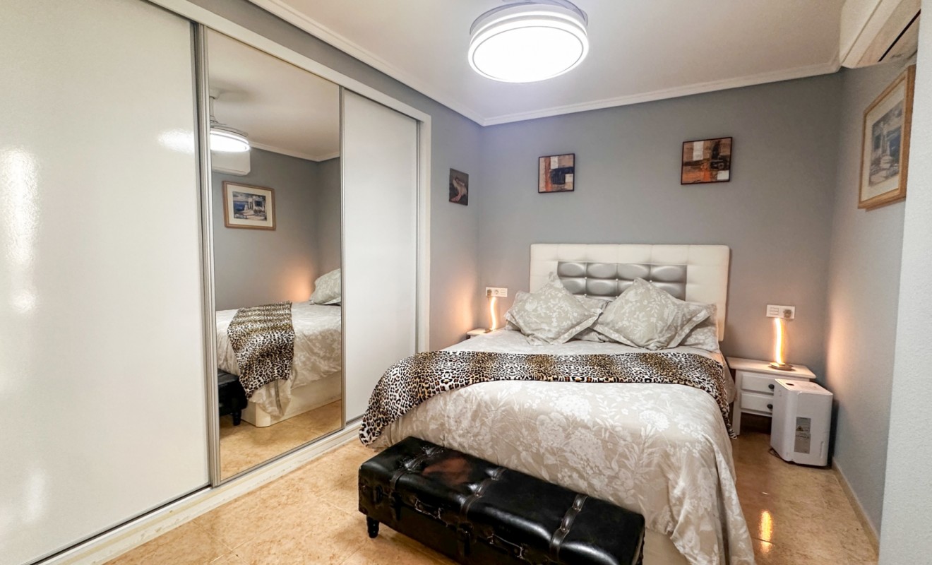 Wederverkoop - Apartment / flat - Torrevieja - torrevieja