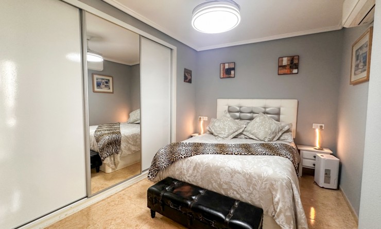 Wederverkoop - Apartment / flat - Torrevieja - torrevieja