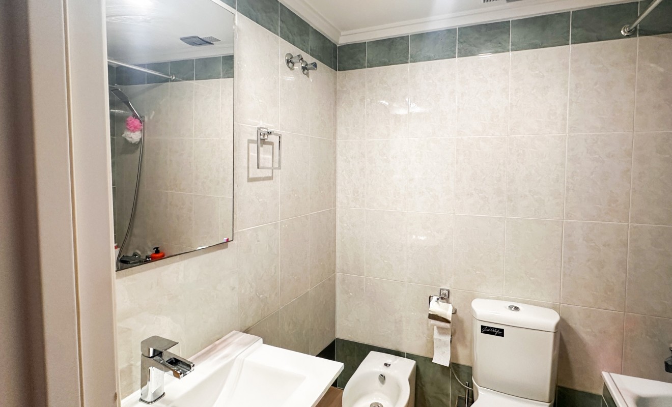 Wederverkoop - Apartment / flat - Torrevieja - torrevieja